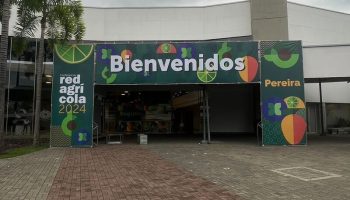 PÓRTICO CONGRESO AGRÍCOLA-min