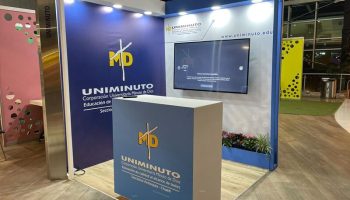 STAND INFORMATIVO-min